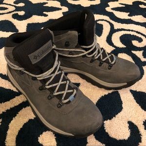 Columbia hiking boots